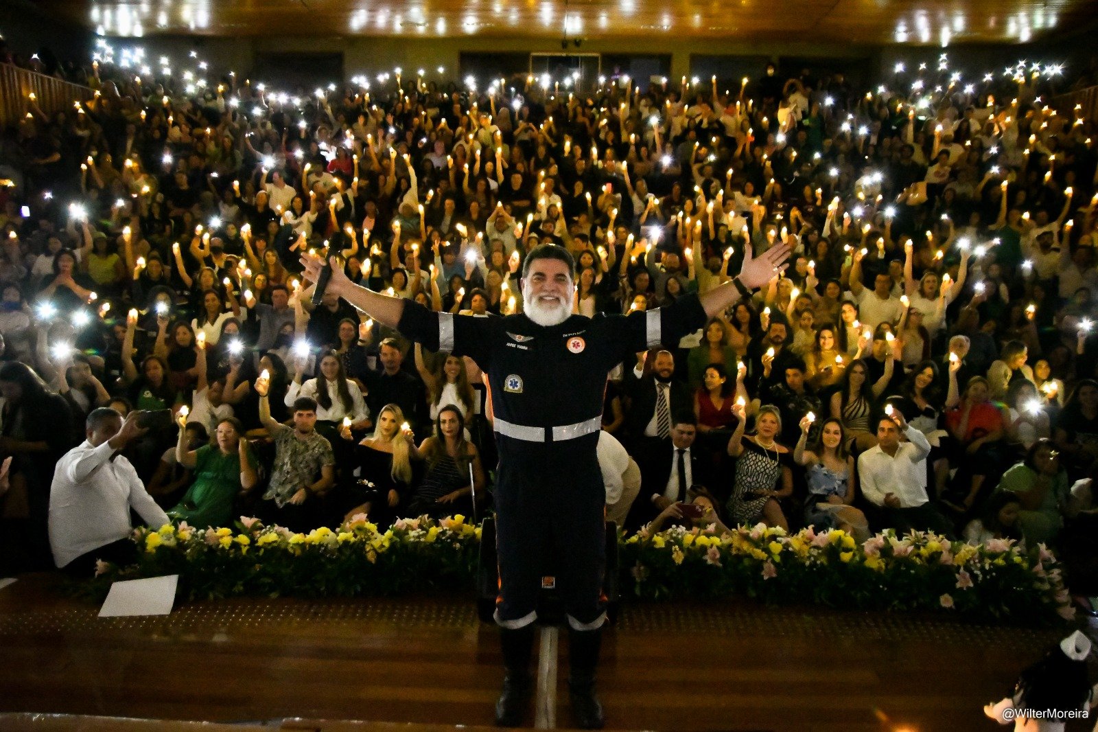 Jorge Vianna lota CLDF com sessão solene em homenagem à semana da enfermagem